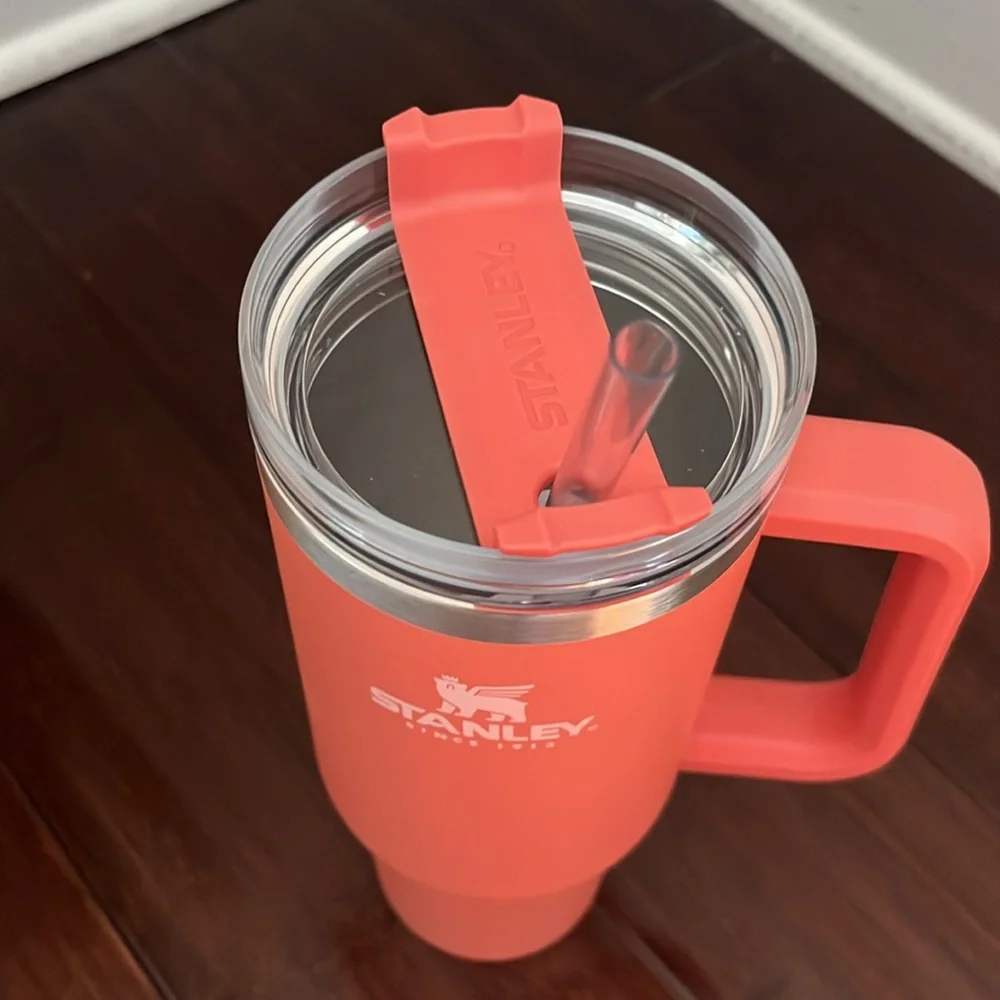 NEW Stanley tumbler - Picture 2 of 5